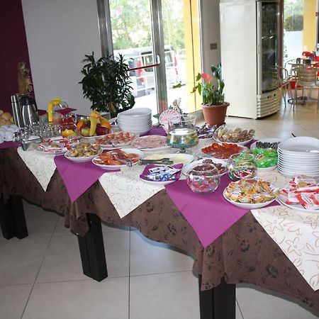 Hotel Cliche San Lucido Ngoại thất bức ảnh
