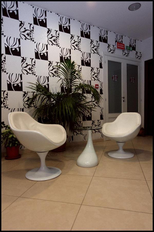 Hotel Cliche San Lucido Ngoại thất bức ảnh