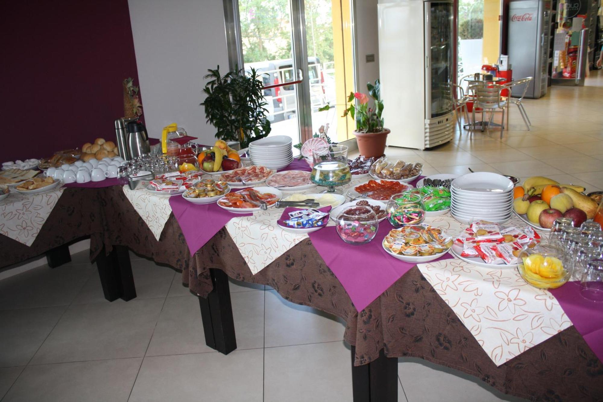 Hotel Cliche San Lucido Ngoại thất bức ảnh