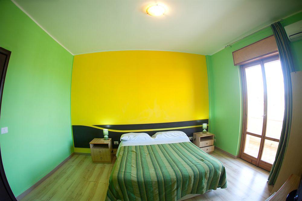 Hotel Cliche San Lucido Ngoại thất bức ảnh