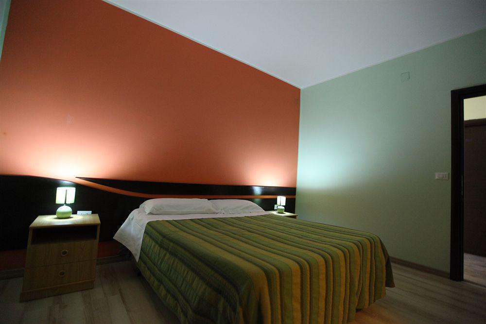 Hotel Cliche San Lucido Ngoại thất bức ảnh