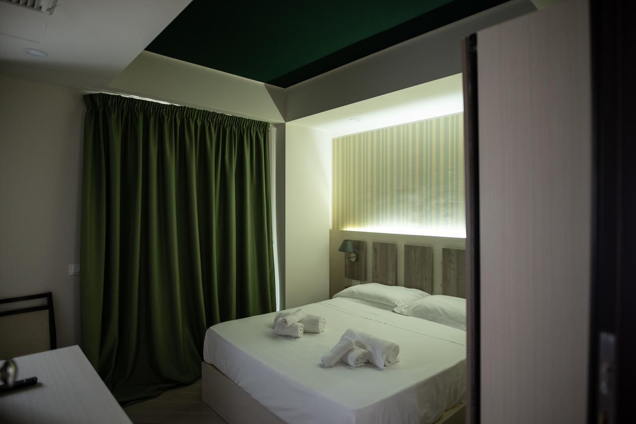 Hotel Cliche San Lucido Ngoại thất bức ảnh