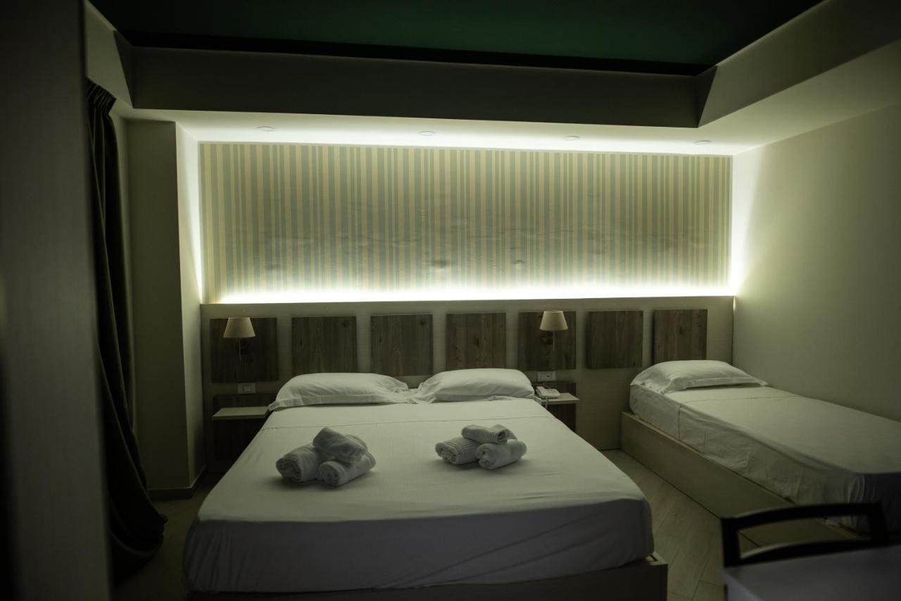 Hotel Cliche San Lucido Ngoại thất bức ảnh