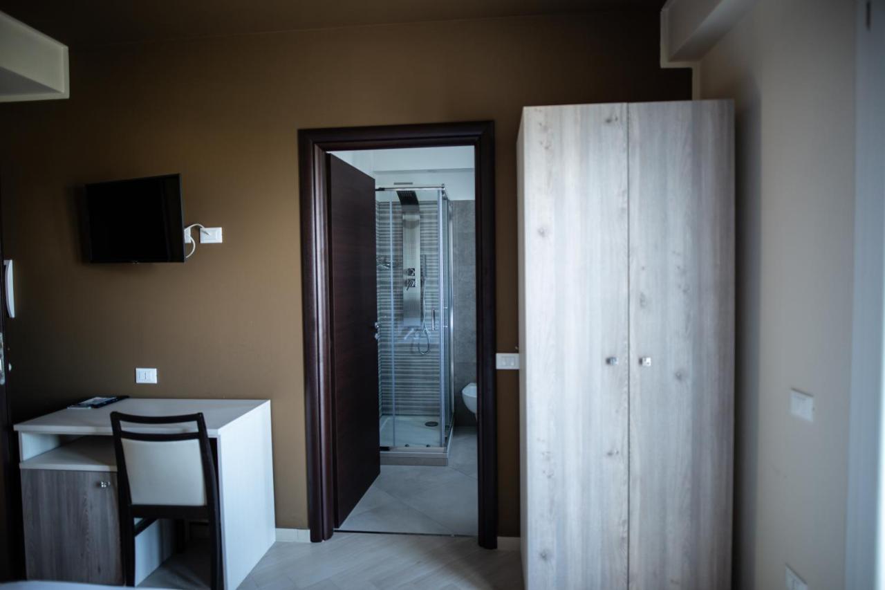 Hotel Cliche San Lucido Ngoại thất bức ảnh