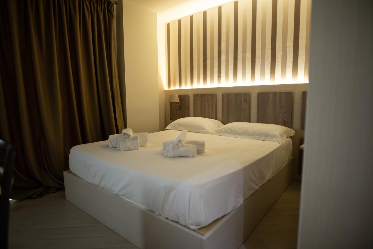 Hotel Cliche San Lucido Ngoại thất bức ảnh