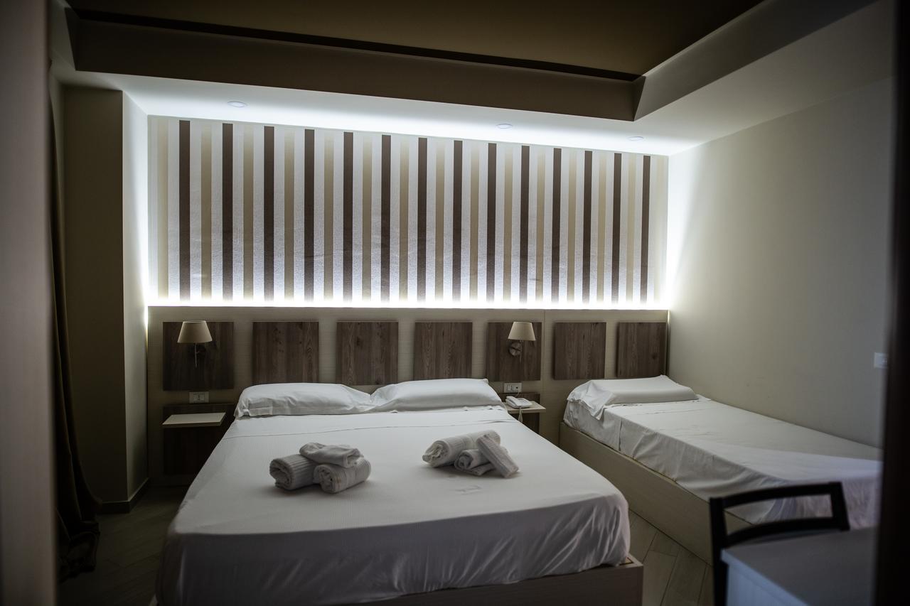 Hotel Cliche San Lucido Ngoại thất bức ảnh
