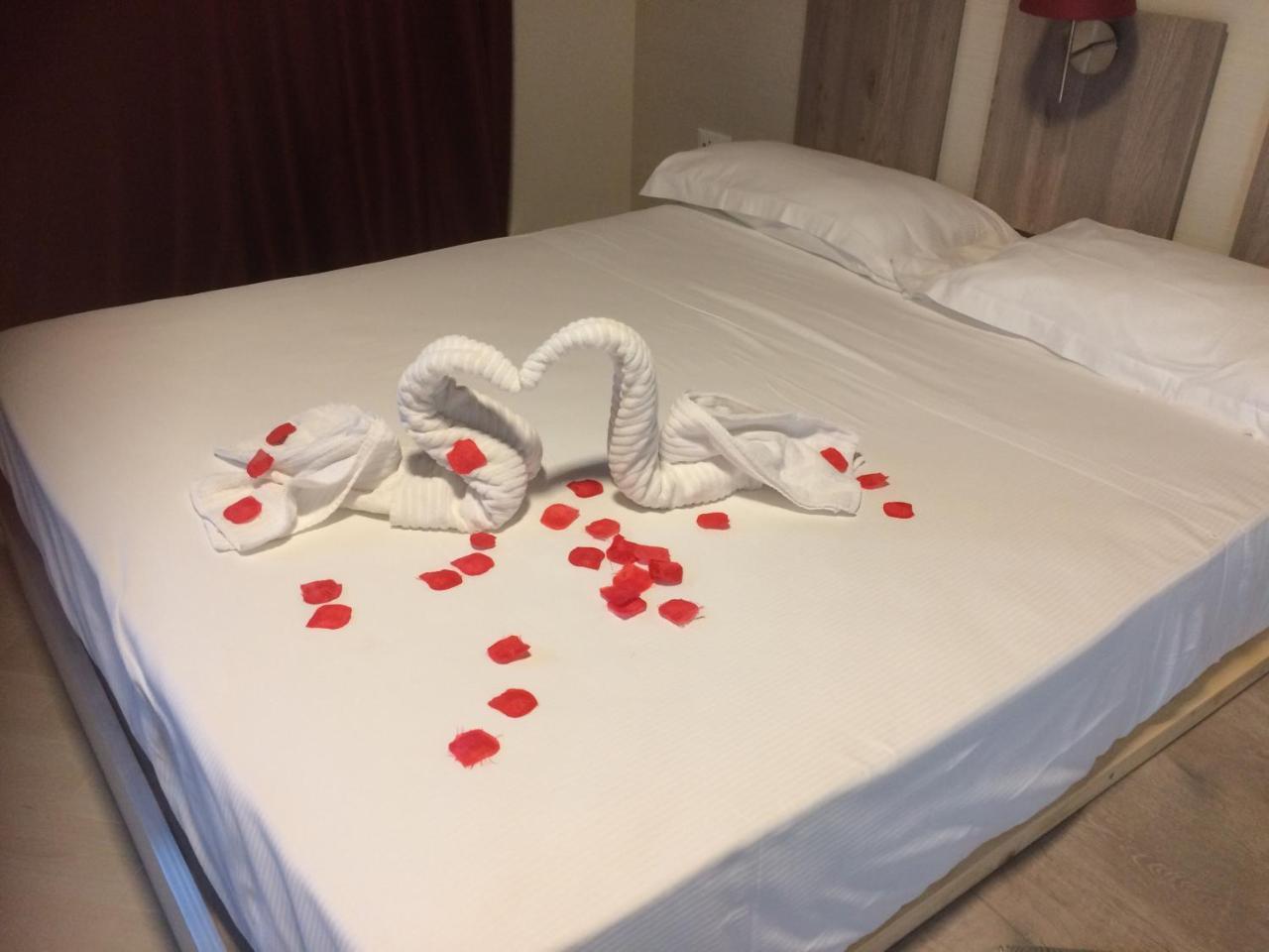 Hotel Cliche San Lucido Ngoại thất bức ảnh